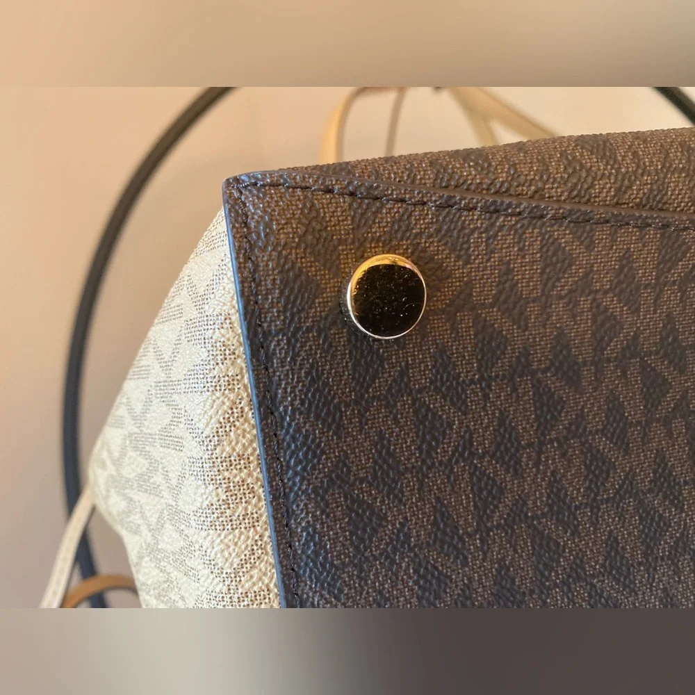Dark Brown and Beige Bag Michael Kors Voyager East West Tote